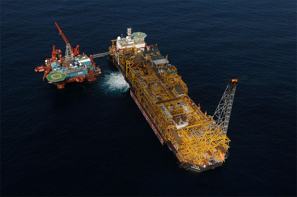 Oil and Gas offshore / FLNG